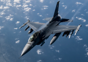 KİV: Ukraynalı pilotlar “F-16” simulyatorunda təlim keçmək üçün ABŞ-yə gəlib