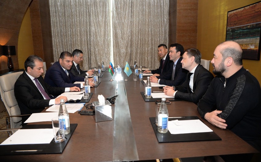 Azerbaijan, Kazakhstan discuss relations in tourism sector