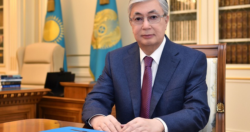 Tokayev Silahlı Qüvvələrin quru qoşunlarının rəhbərini dəyişib