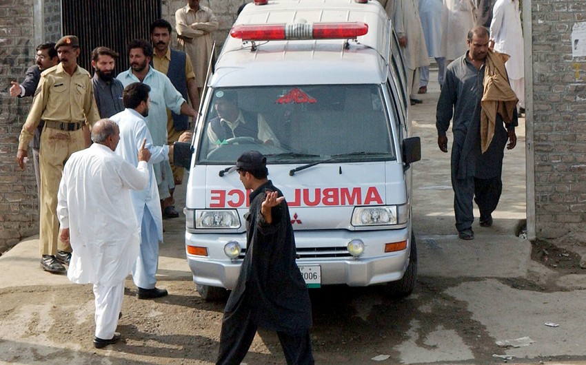 В Афганистане при подрыве автобуса погибли 16 человек, есть раненые
