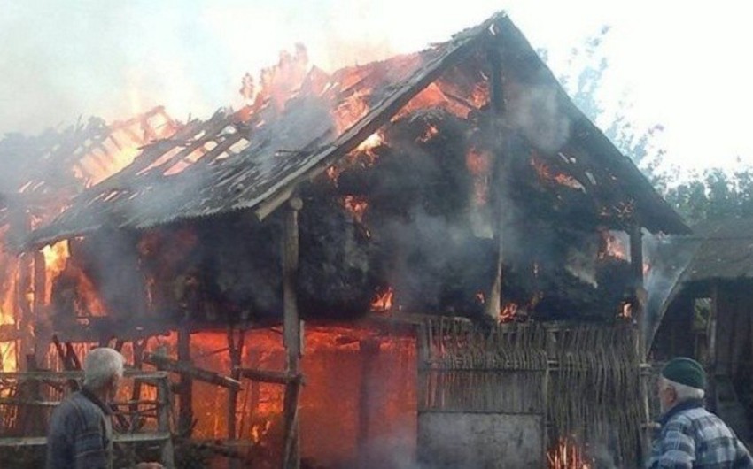 В Барде по неосторожности сгорел дом