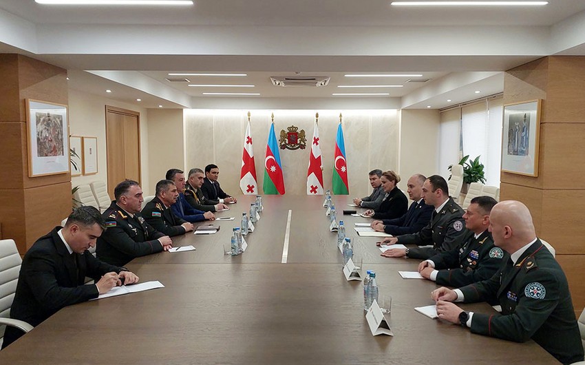 Azerbaijani, Georgian defense ministers sign military cooperation plan for 2023