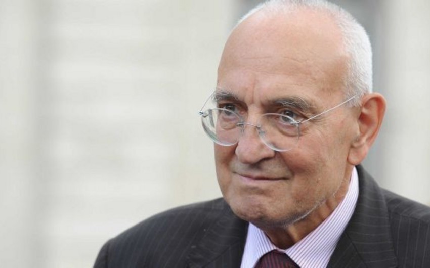 French writer Max Gallo dies at 85