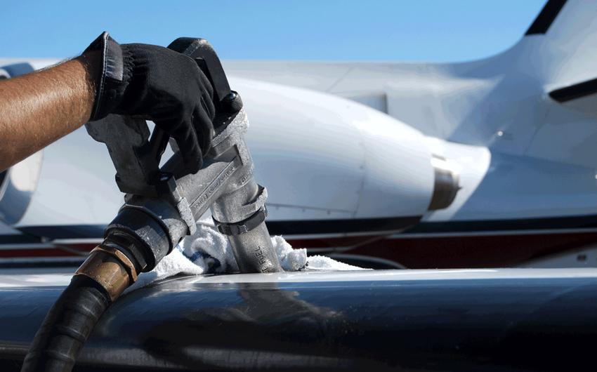 ​SOCAR в 2,6 раз увеличил экспорт авиационного топлива