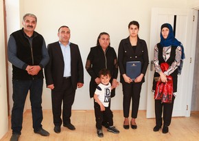 Группе семей шехидов и инвалидам Карабахской войны предоставлены квартиры