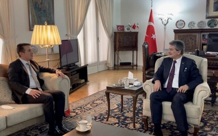 Azerbaijani, Turkish ambassadors to Iran meet