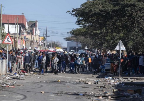 В ЮАР из-за беспорядков погибли 212 человек