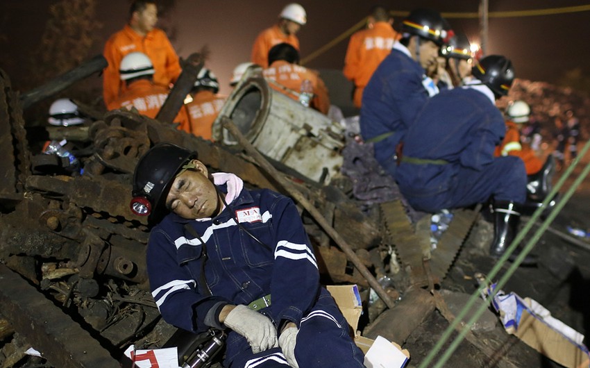 Минимум 18 человек погибли при аварии в шахте в Китае