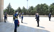 Russian President Vladimir Putin pays tribute to Azerbaijani martyrs