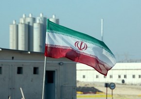 Евротройка считает, что развитие ядерной программы Ирана выходит за рамки мирного атома