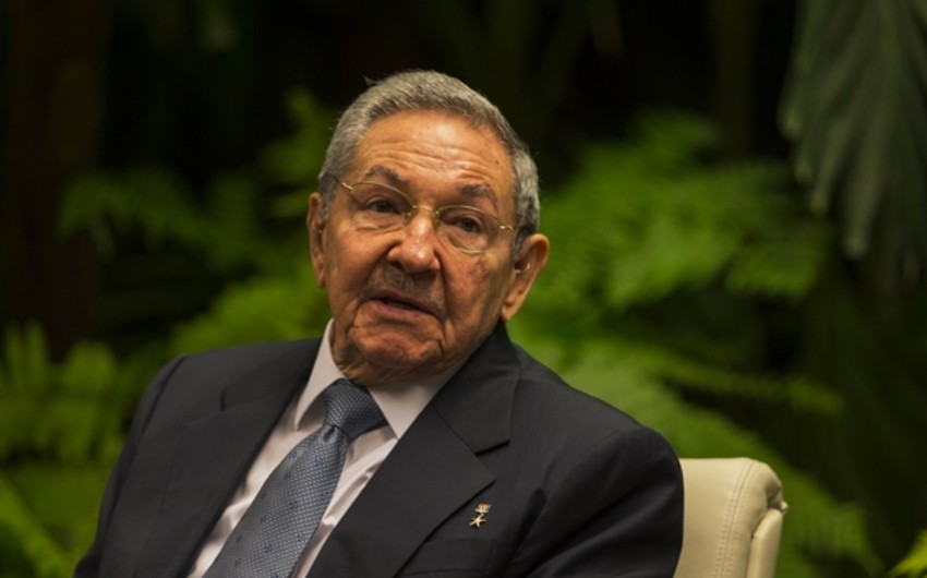 Raul Castro to meet with Pope