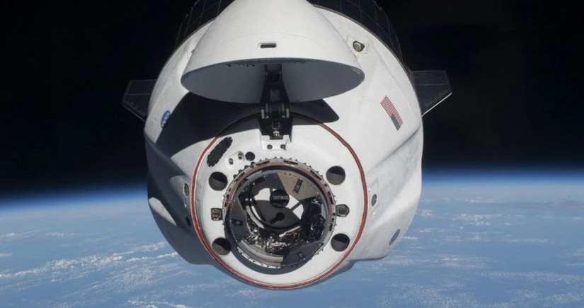 Astronavtlar BKS-dən açıq kosmosa çıxıb