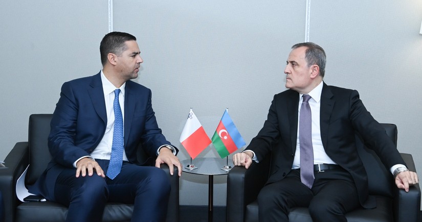 Jeyhun Bayramov mulls Azerbaijan-OSCE relations with his Maltese counterpart