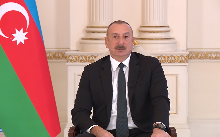 Президент: Армения всячески пытается протащить тему Карабаха в возможный мирный договор 