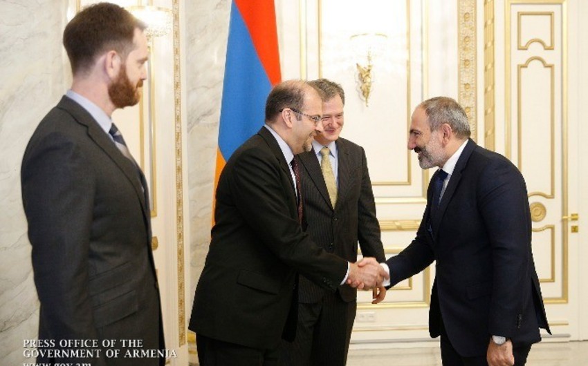Советник заместителя госсекретаря США обсудил с Пашиняном урегулирование карабахского конфликта