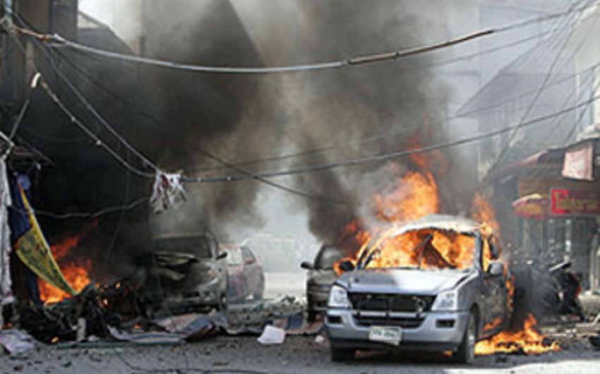 При взрыве автомобиля в Афганистане погибли не менее 14 человек