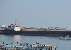 Dry cargo ship with Azerbaijani citizen on board rescued in Azov