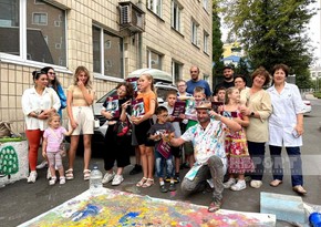 Azerbaijani artist presents art project in Ukraine – VIDEO