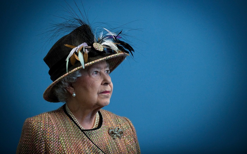 Елизавета II планирует прекратить соблюдение режима самоизоляции в октябре
