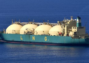 В акватории стран ЕС наблюдается скопление танкеров с СПГ