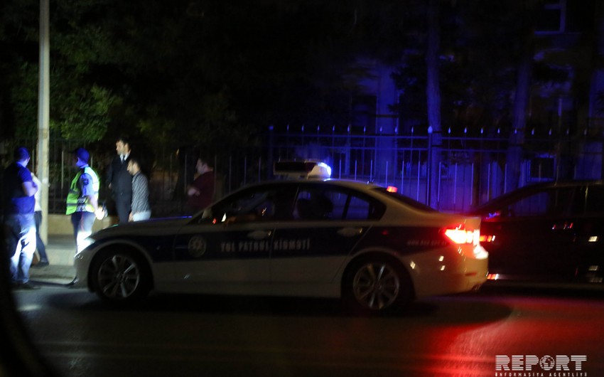 В центральном районе Азербайджана автомобиль сбил пешехода и скрылся места происшествия