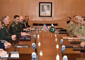 Начальник Генштаба азербайджанской армии встретился с командующим Сухопутными войсками ВС Пакистана