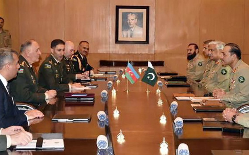 Chief of Azerbaijan Army General Staff meets with Chief of Pakistan Army Staff