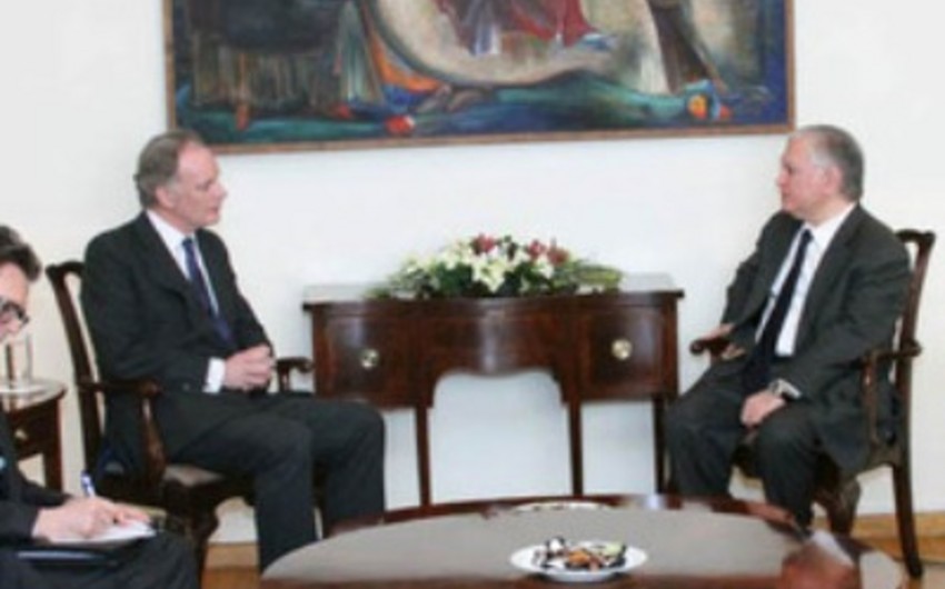 ​Помощник заместителя генсека НАТО и глава МИД Армении обсудили нагорно-карабахское урегулирование