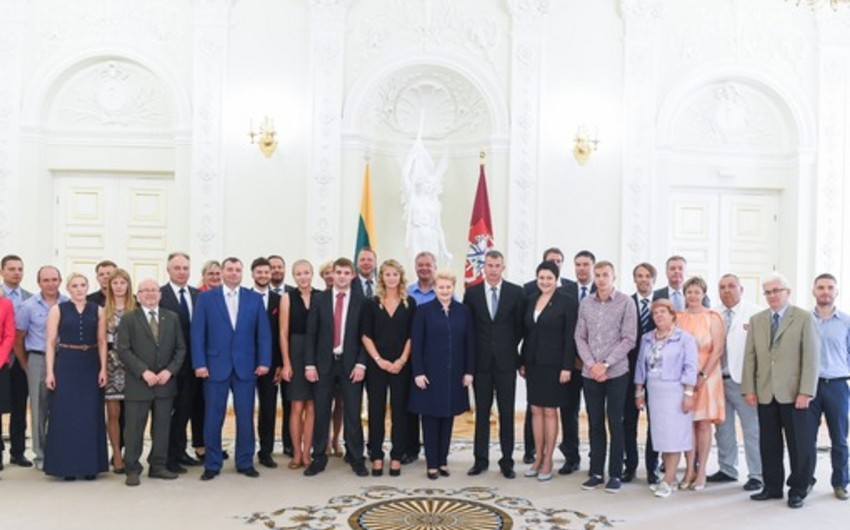 President of Lithuania receives  first European Games medalists