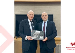 Azerbaijan's Minister of Culture visits Holocaust Memorial Museum in US