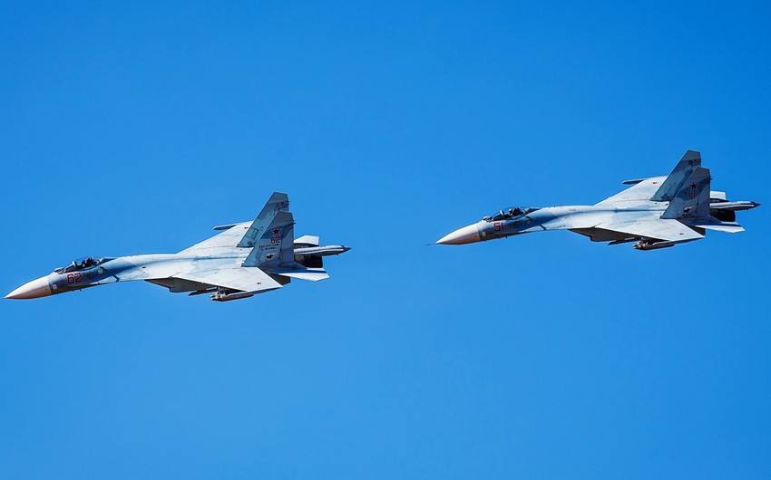 27 летательных аппаратов провели разведку у границ России