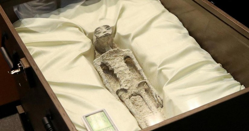 'Aliens' found in Peru are actually dolls made of bones, forensic experts says