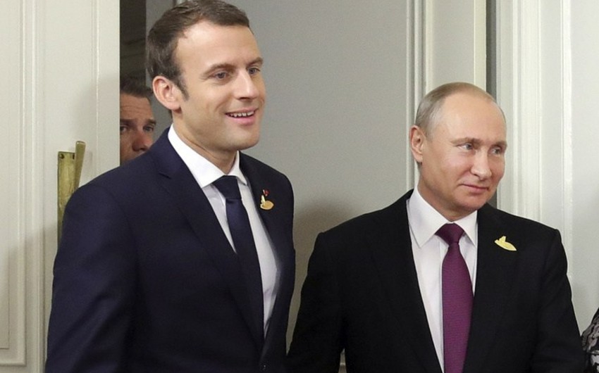 Fransa və Rusiya prezidentləri arasında telefon danışığı olub
