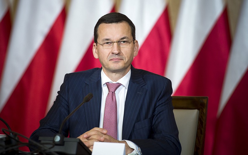 Премьер Польши отправил в отставку двух чиновников из-за заражения реки Одра