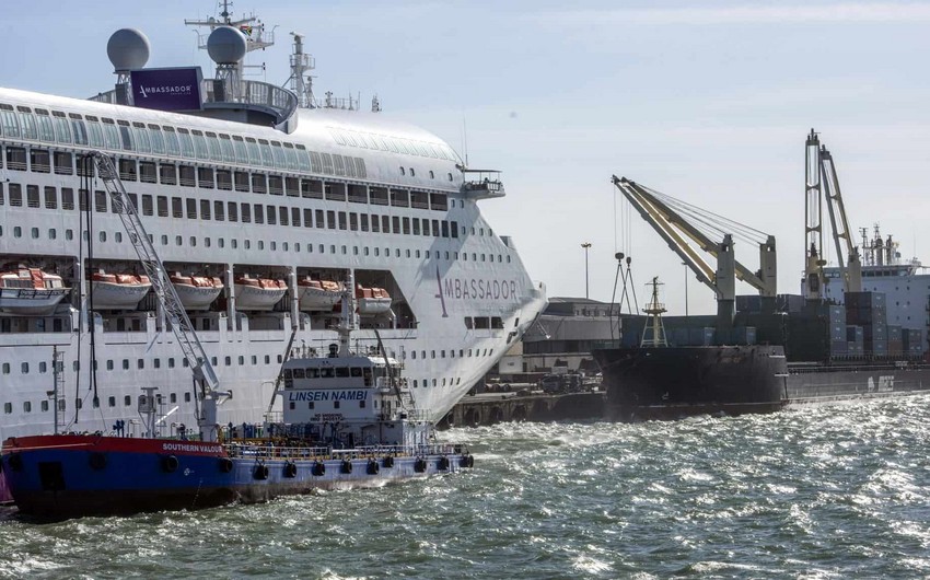 Cruise liner collides with cargo ship in Cape Town harbour