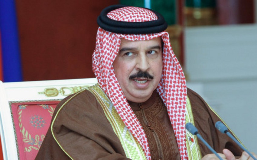 Король Бахрейна поздравил Мубарака, оправданного судом