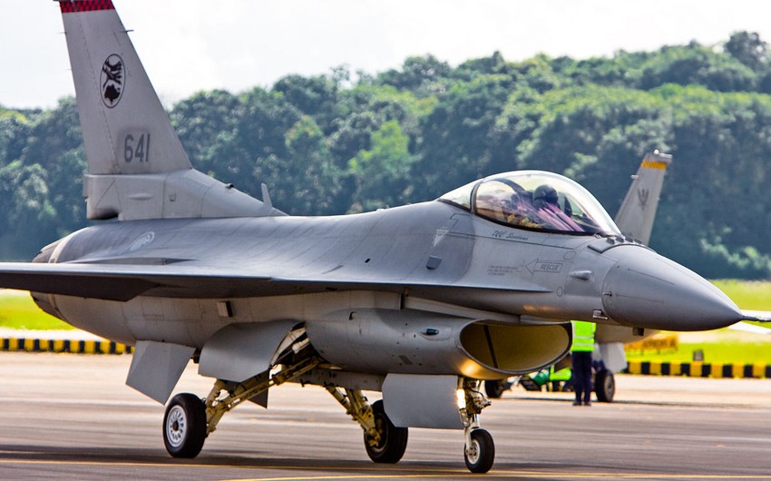  Rumıniya Norveçdən daha üç F-16 qırıcısı alıb