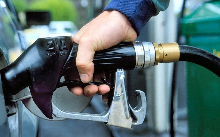Azərbaycan avtomobil benzini istehsalını 9% artırıb