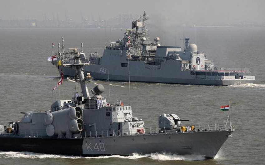 В Бенгальском заливе затонул корабль ВМС Индии