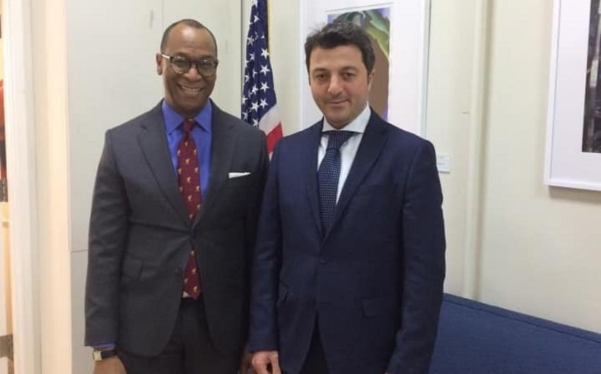 Американский дипломат: США внимательно следят за деятельностью азербайджанской общины Нагорного Карабаха