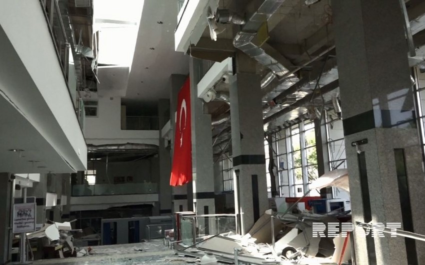 Türkiyə parlamentinin binası partlayışdan sonra - FOTOREPORTAJ