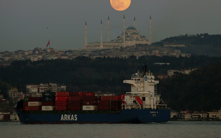 Bosporus temporarily closed to navigation due to heavy fog