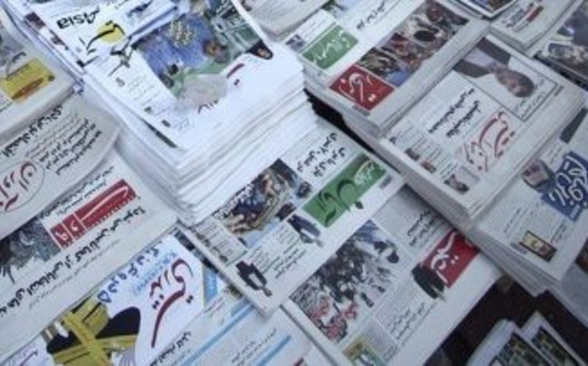 Iran Newspaper Shuts Down After #JesuisCharlie Headline Draws Condemnation