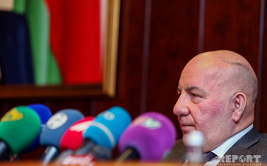 Elman Rustamov: We do not want Azerbaijani manat to fall sharply or increase
