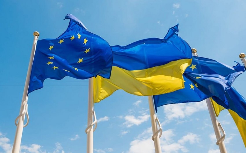 Bloomberg: Украина получит статус кандидата на членство в ЕС уже на этой неделе 