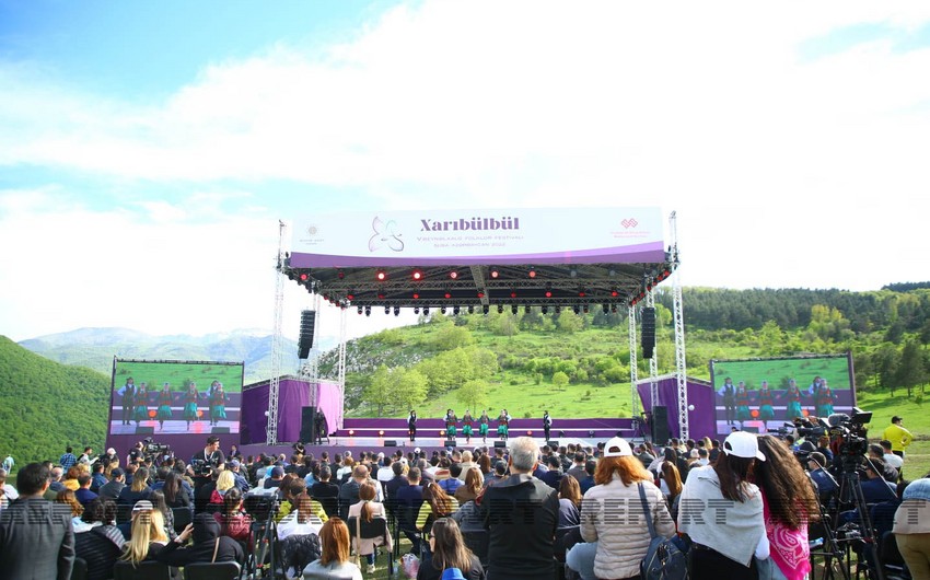В Шуше завершился Международный фольклорный фестиваль Харыбюльбюль