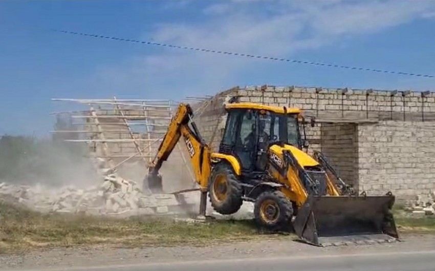 Qubada qanunsuz tikili sökülüb