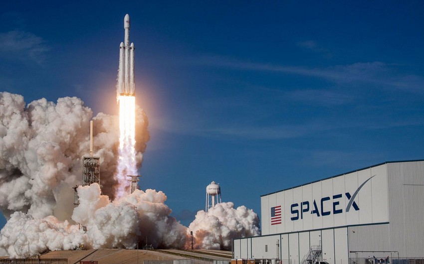Ракета SpaceX стартовала на орбиту с новой группой спутников Starlink