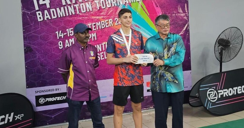 Azərbaycan badmintonçusu Malayziyada bürünc medal qazanıb