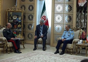 Azerbaijani and Iranian generals discuss regional security issues